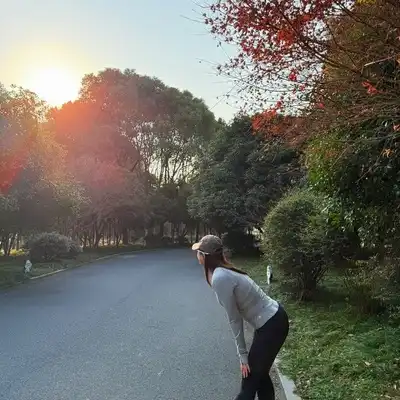 夏平诗